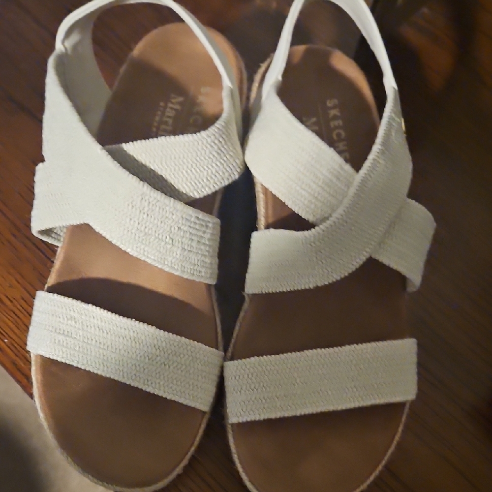 Skechers Cream Strappy Arch Fit Sandals